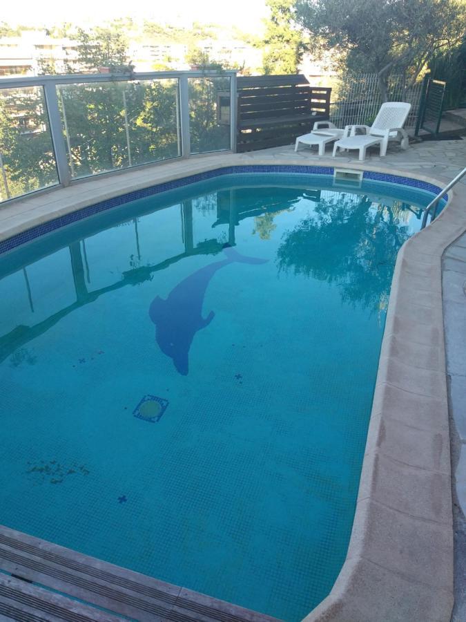 Joli Appartement Centre Saint-Raphael Piscine Extérieur photo