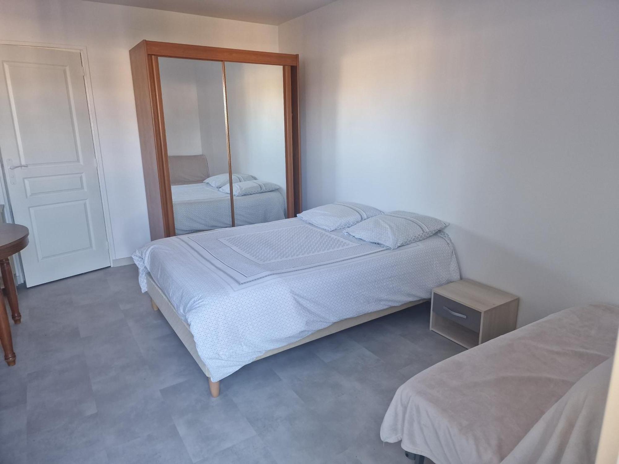 Joli Appartement Centre Saint-Raphael Piscine Extérieur photo